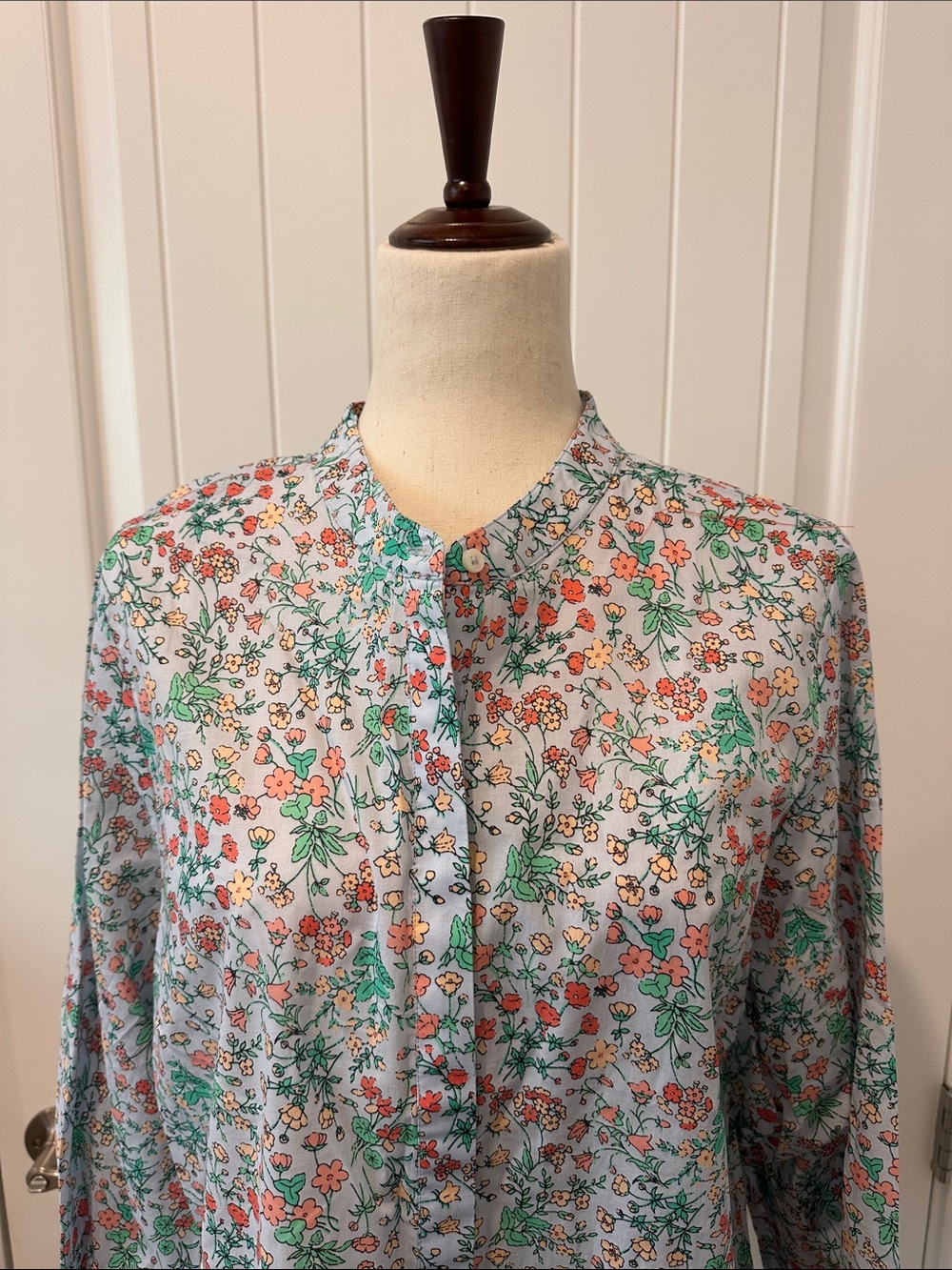 UNTUCKit Floral Button-Down Shirt in Light Blue with Green and Coral Print